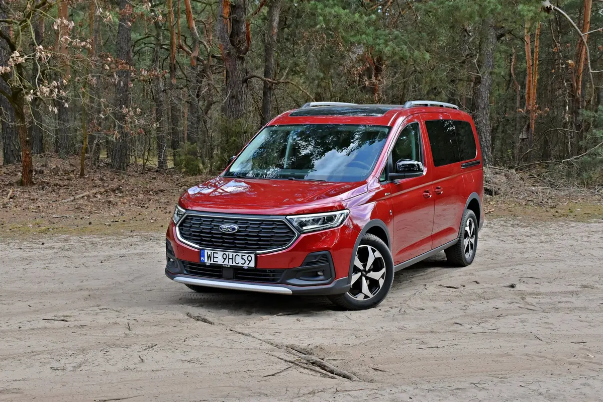 Ford Grand Tourneo Connect PHEV | Dla specyficznego klienta