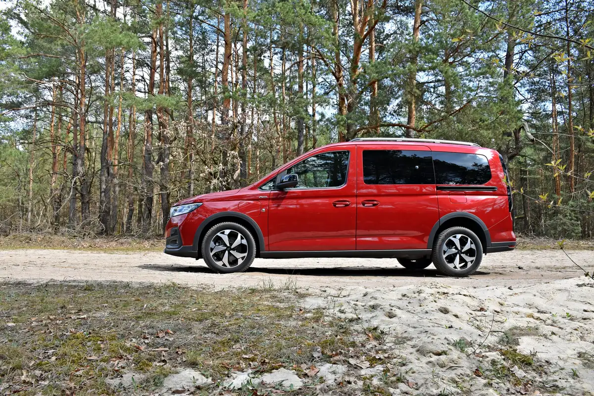 Ford Grand Tourneo Connect PHEV | Dla specyficznego klienta
