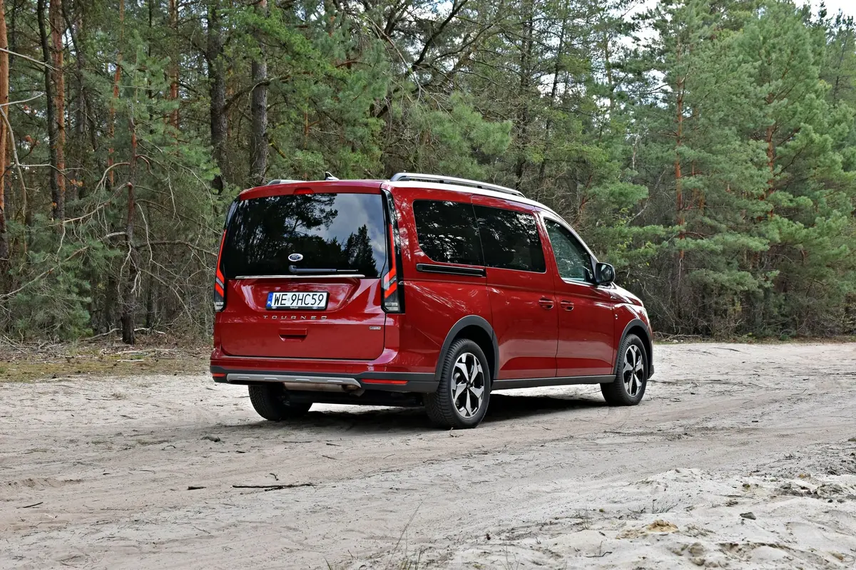 Ford Grand Tourneo Connect PHEV | Dla specyficznego klienta