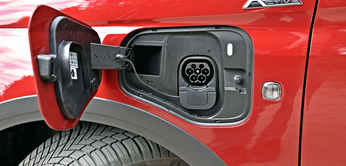 Ford Grand Tourneo Connect PHEV | Test, opinie