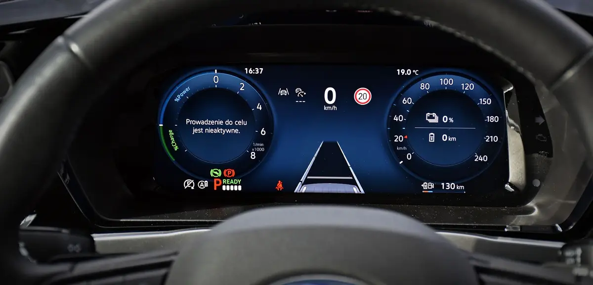 Ford Grand Tourneo Connect PHEV | Test, opinie