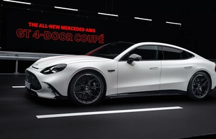 Mercedes-AMG GT 4-door Coupe oficjalnie