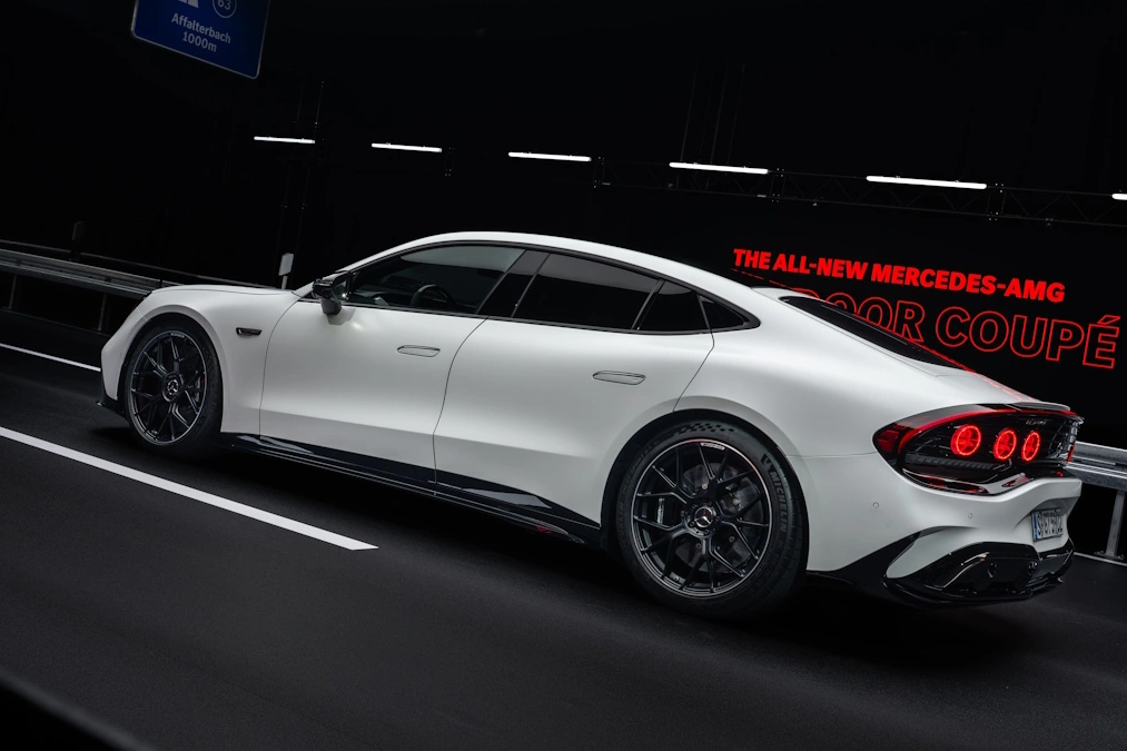 Mercedes-AMG GT 4-door Coupe oficjalnie