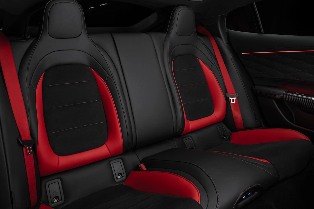Mercedes-AMG GT 4-door Coupe oficjalnie