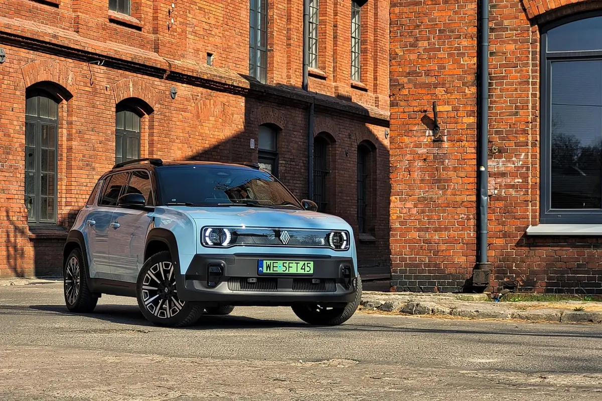 Renault 4 E-Tech Electric | Udany powrót do przeszłości