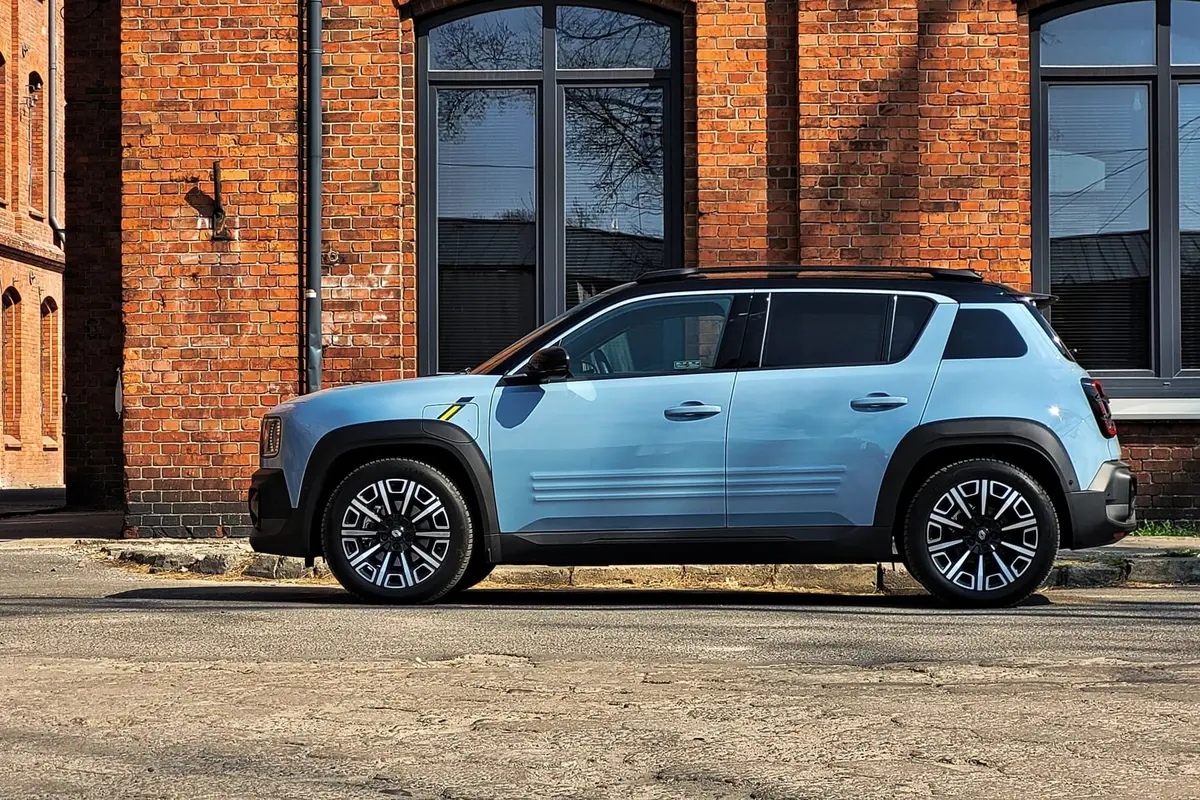 Renault 4 E-Tech Electric | Udany powrót do przeszłości