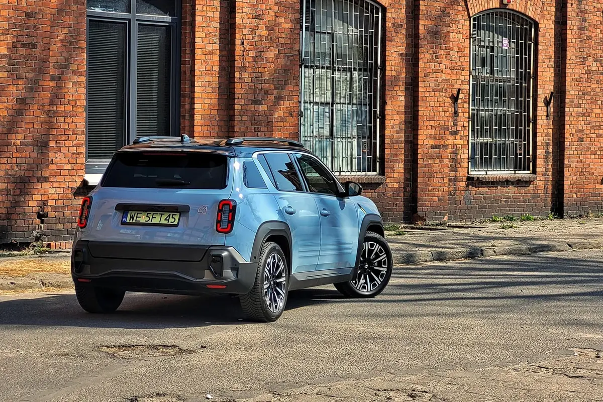 Renault 4 E-Tech Electric | Udany powrót do przeszłości