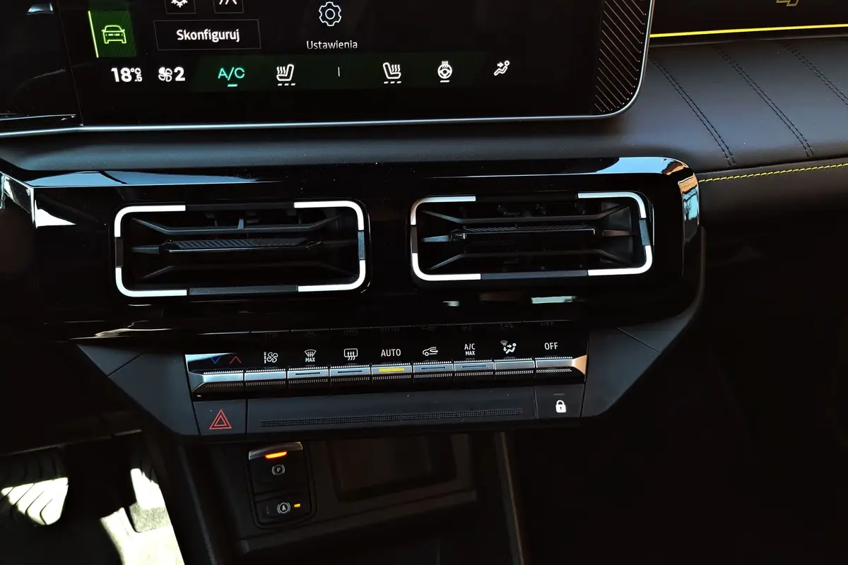 Renault 4 E-Tech Electric | Udany powrót do przeszłości