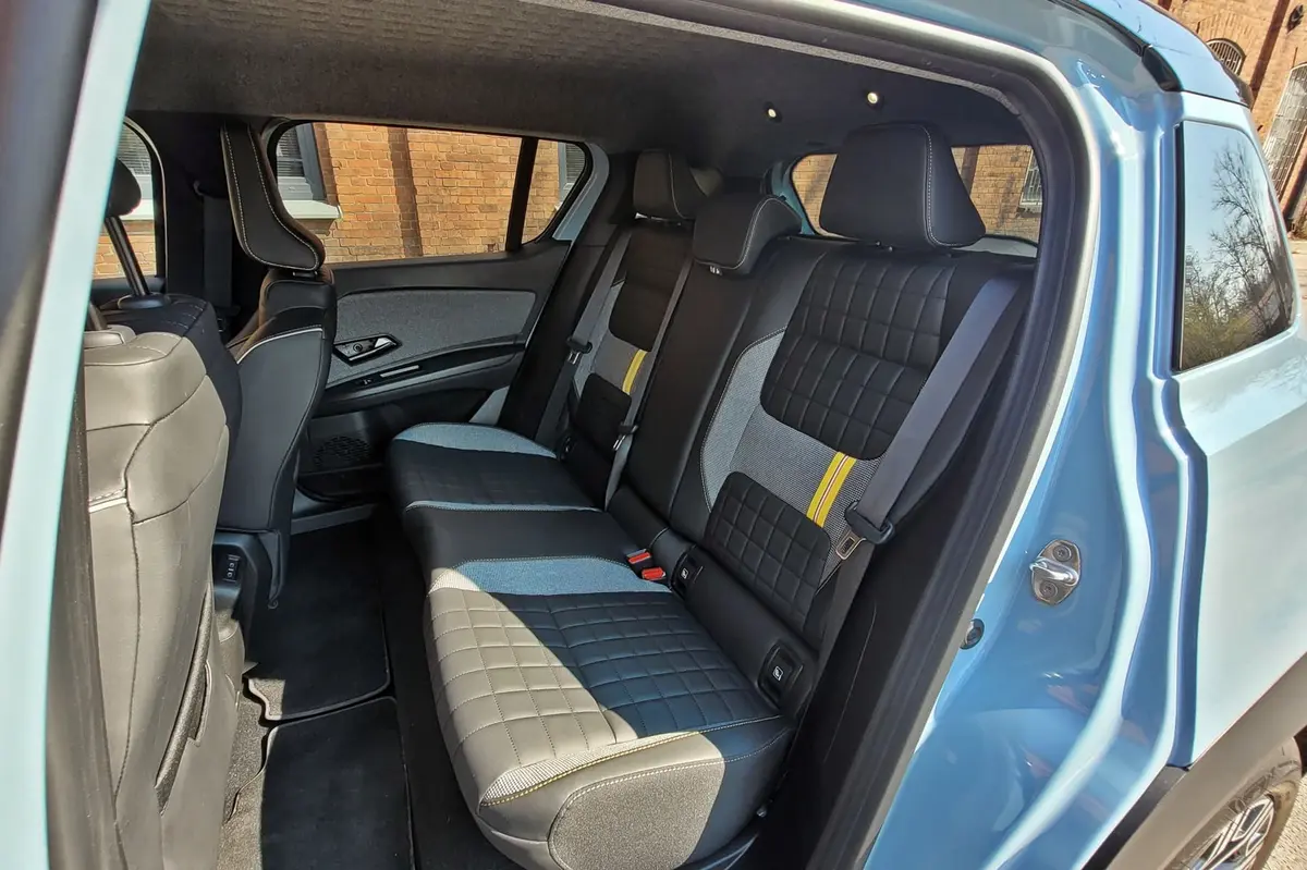 Renault 4 E-Tech Electric | Udany powrót do przeszłości