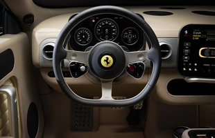 Ferrari Luce. Pierwszy elektryczne Ferrari szokuje wyglądem