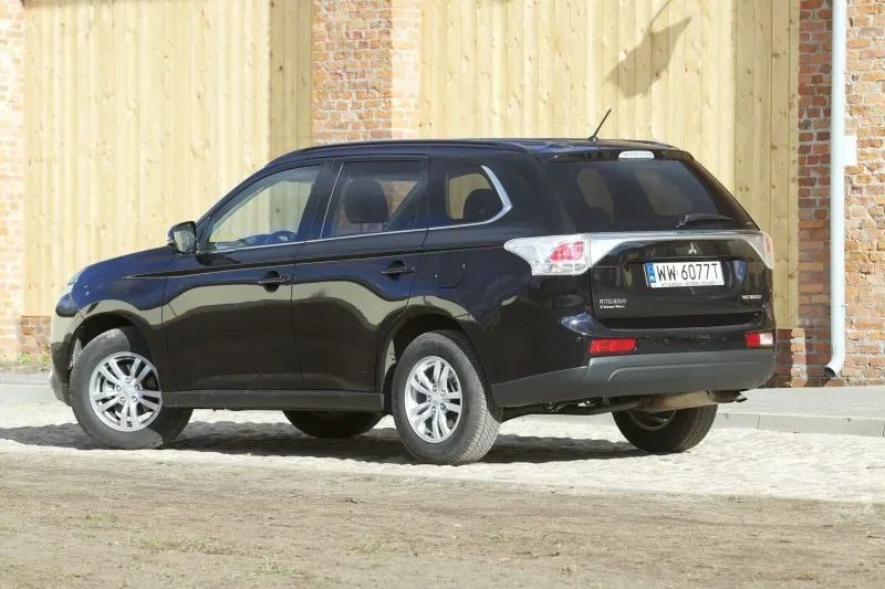 Mitsubishi Outlander