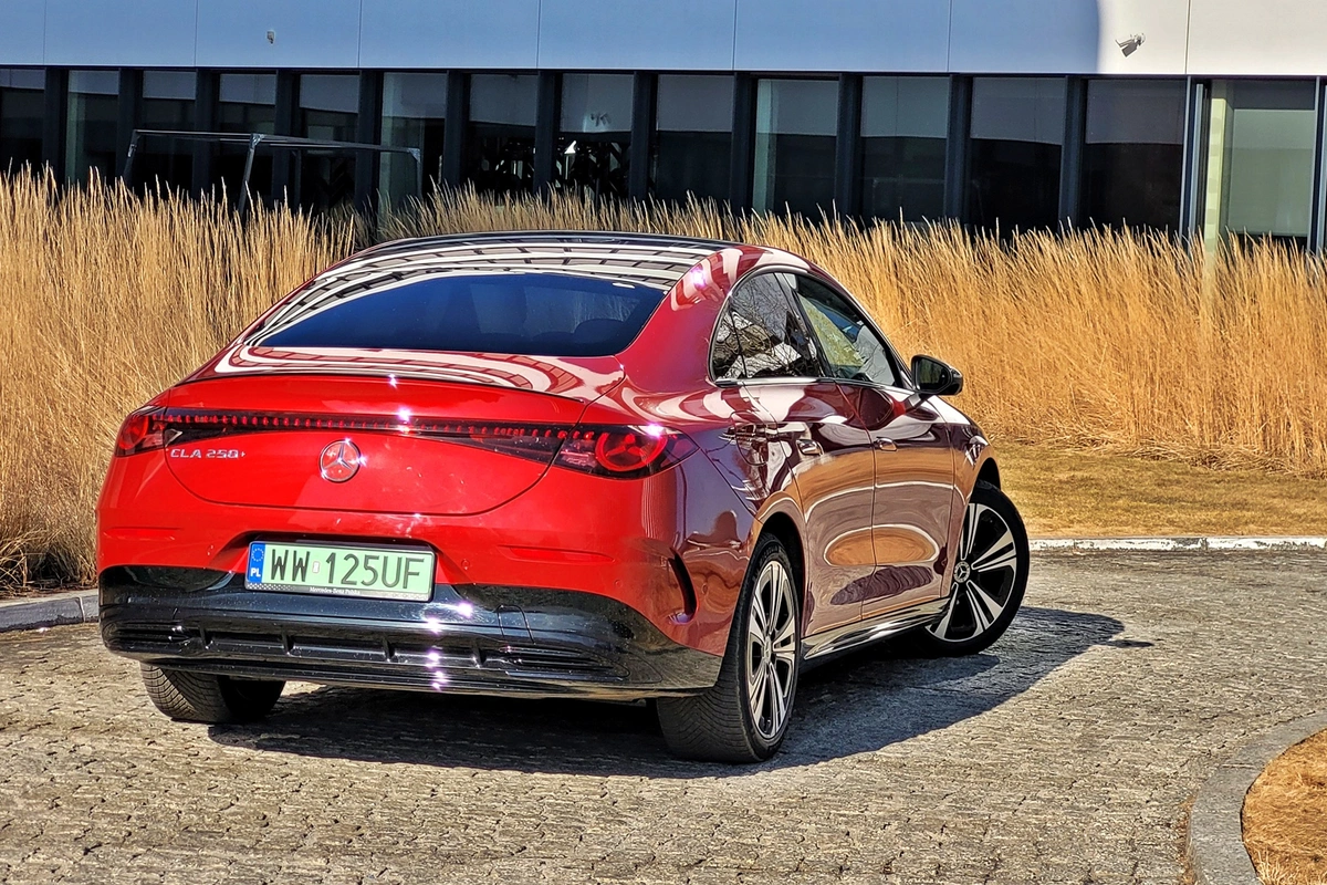 Mercedes CLA 250+ z technologią EQ | Prawdziwa gwiazda elektromobilności?