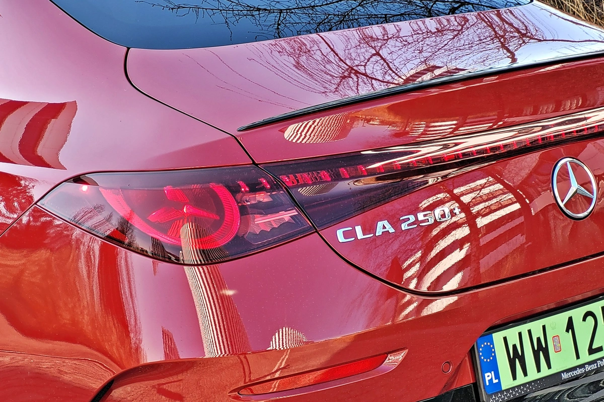 Mercedes CLA 250+ z technologią EQ | Prawdziwa gwiazda elektromobilności?