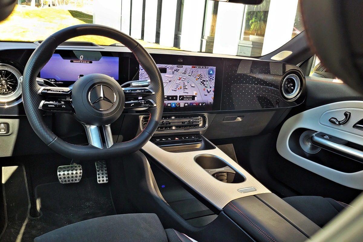 Mercedes CLA 250+ z technologią EQ | Prawdziwa gwiazda elektromobilności?