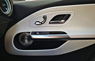 Mercedes CLA 250+ z technologią EQ | Prawdziwa gwiazda elektromobilności?