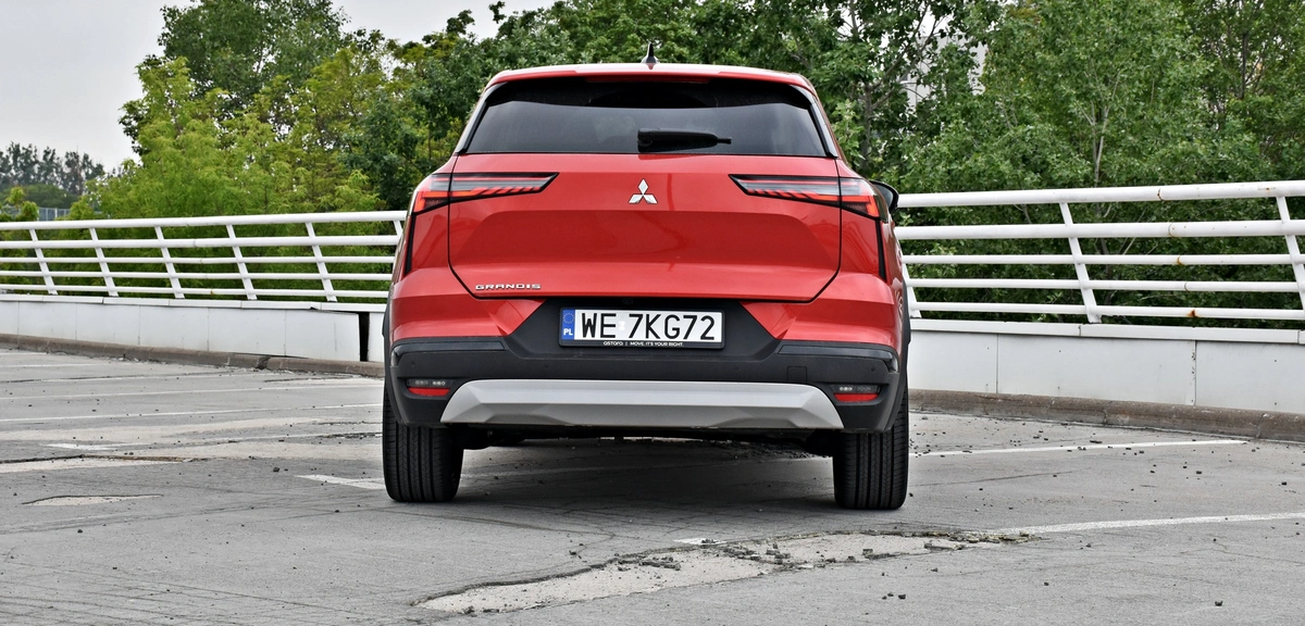 Mitsubishi Grandis 1.3 MHEV | Test | ChceAuto