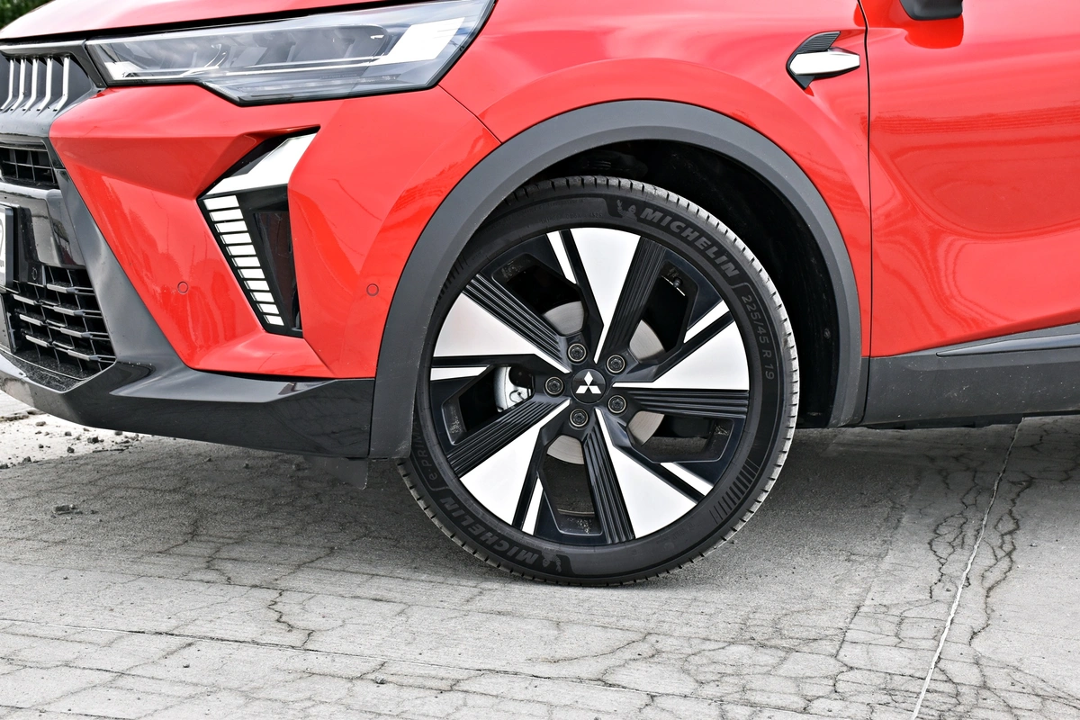 Mitsubishi Grandis 1.3 MHEV | Efekt współpracy z Renault
