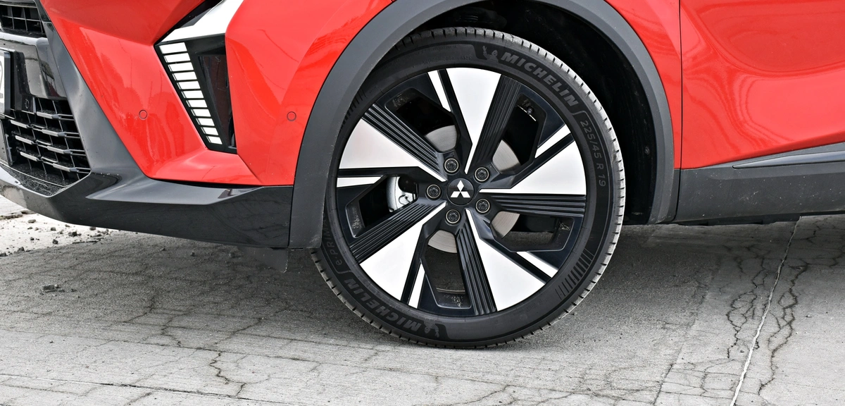Mitsubishi Grandis 1.3 MHEV | Test | ChceAuto
