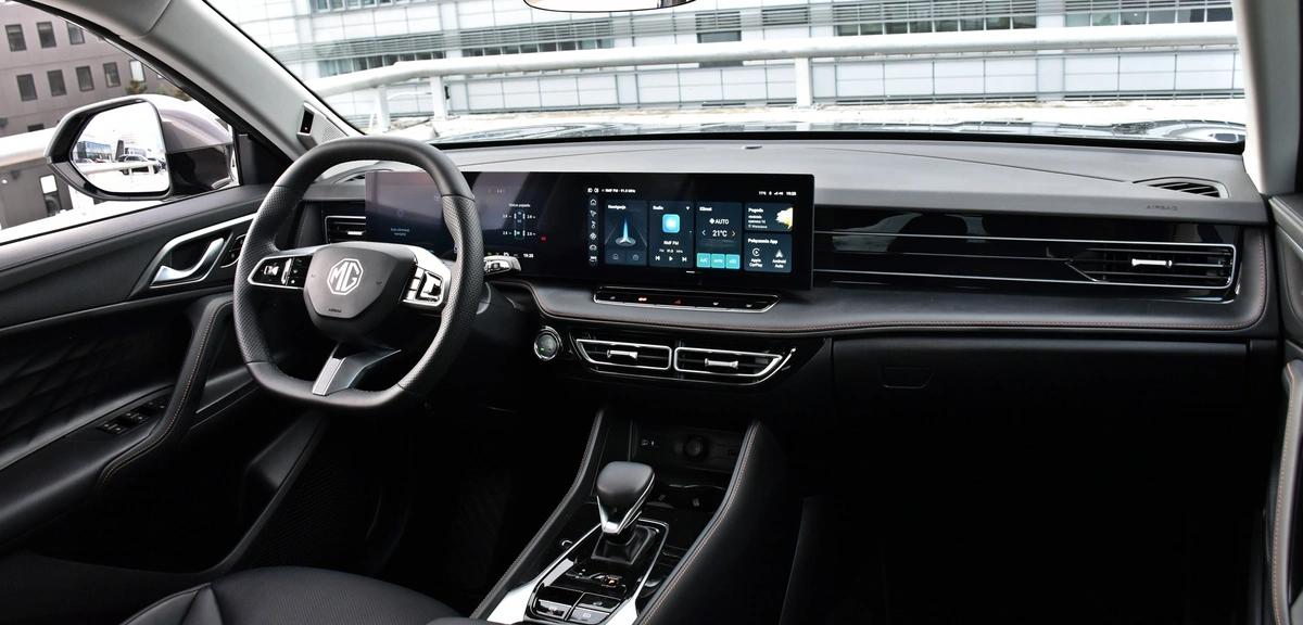 MG HS Hybrid+ | Test, opinie | ChceAuto