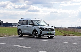 Ford E-Tourneo Courier Active | Czy elektryczne auto użytkowo-rodzinne ma sens?