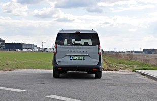 Ford E-Tourneo Courier Active | Czy elektryczne auto użytkowo-rodzinne ma sens?