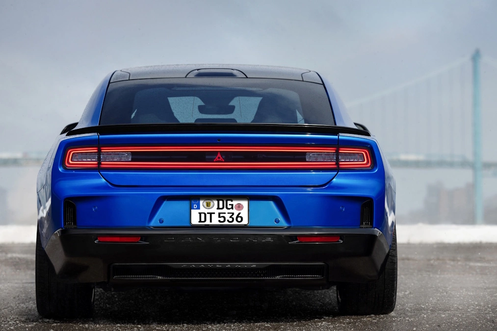 Dodge Charger wjeżdża do Europy