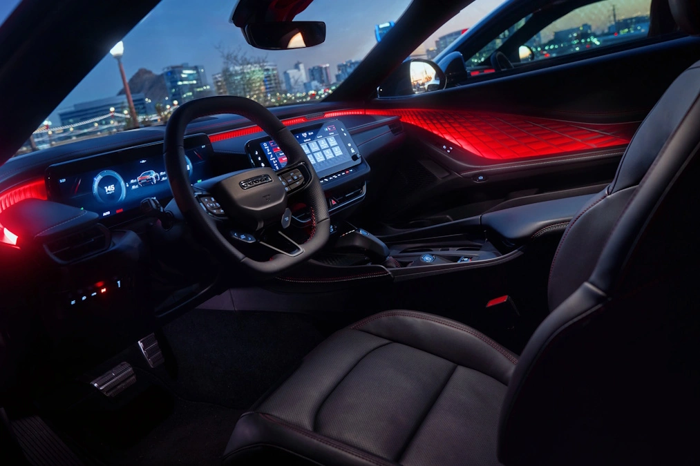 Dodge Charger wjeżdża do Europy