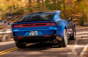 Dodge Charger wjeżdża do Europy