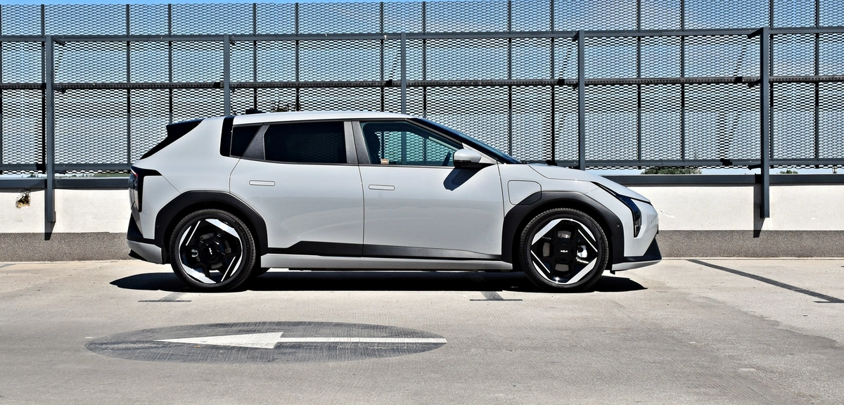 KIA EV4 | Test, opinie | ChceAuto