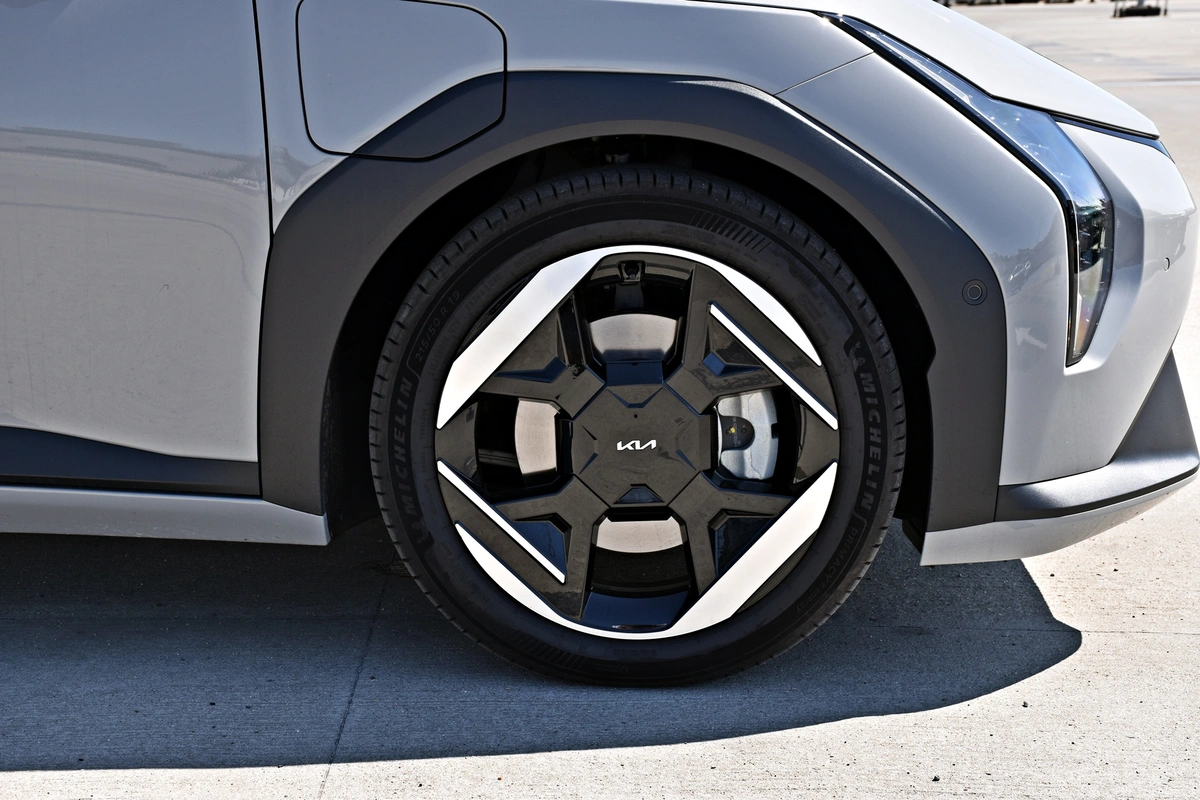 KIA EV4 | Rewolucja trwa