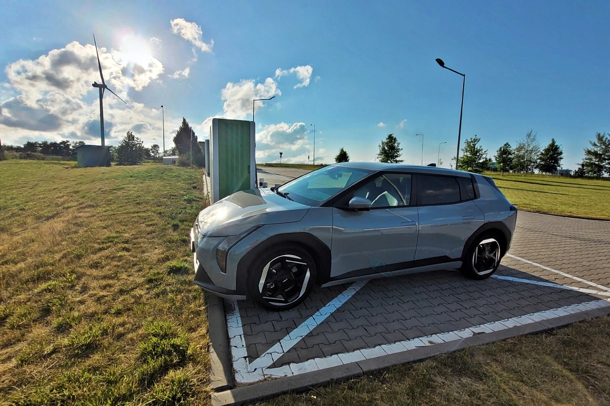 KIA EV4 | Rewolucja trwa