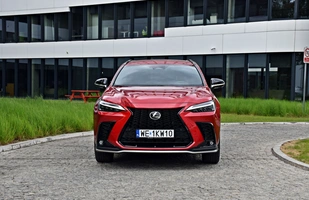 Lexus NX 450h+ | Luksusowa Toyota RAV4 czy jednak coś więcej?