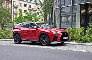 Lexus NX 450h+ | Luksusowa Toyota RAV4 czy jednak coś więcej?