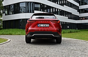 Lexus NX 450h+ | Luksusowa Toyota RAV4 czy jednak coś więcej?
