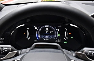 Lexus NX 450h+ | Luksusowa Toyota RAV4 czy jednak coś więcej?