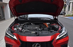 Lexus NX 450h+ | Luksusowa Toyota RAV4 czy jednak coś więcej?