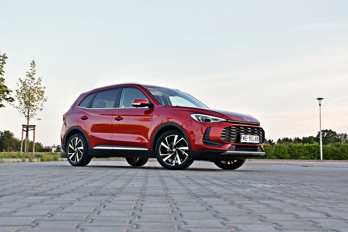 MG ZS Hybrid+ | Nietypowy pomysł na hybrydę