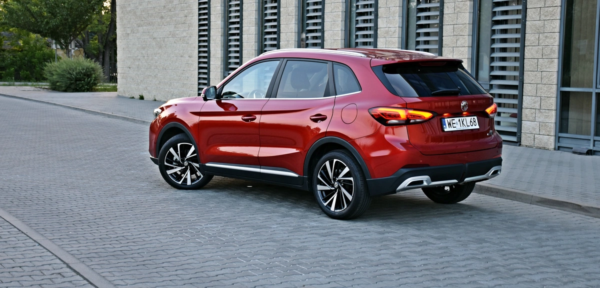MG ZS Hybrid+ | Test, opinie | ChceAuto