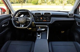 MG ZS Hybrid+ | Nietypowy pomysł na hybrydę