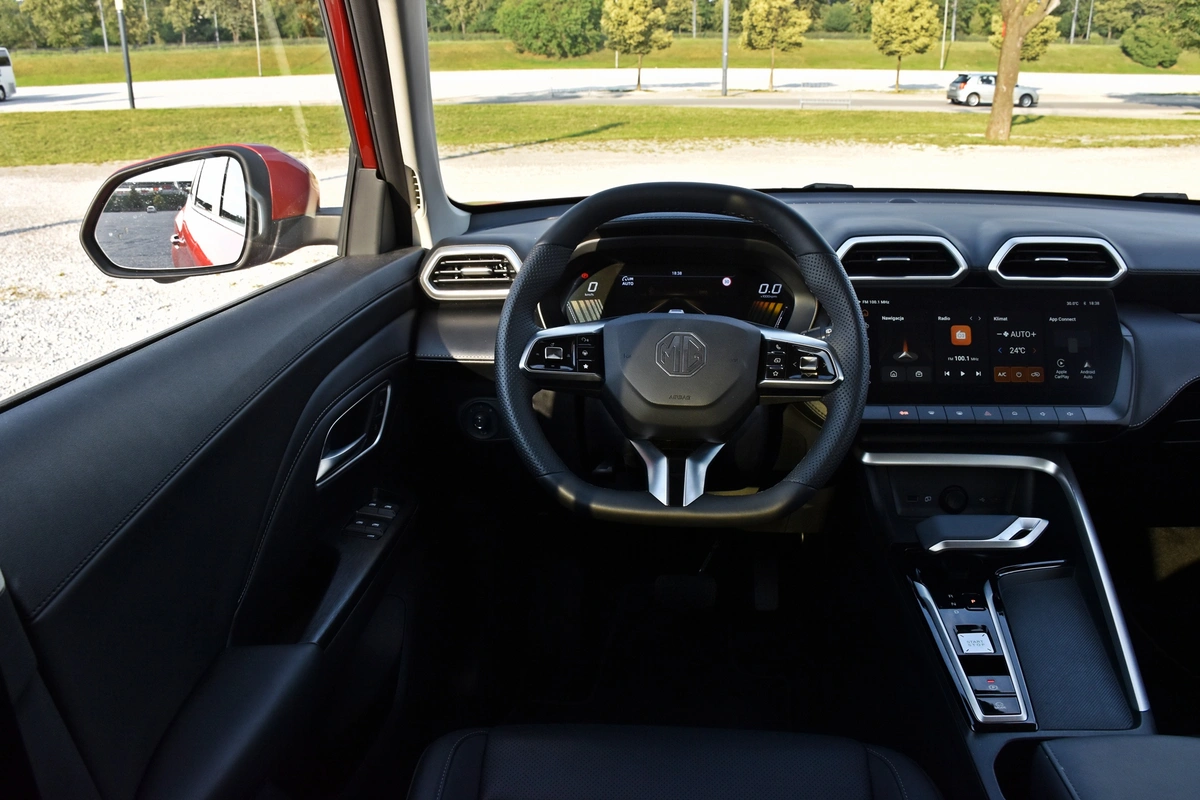 MG ZS Hybrid+ | Nietypowy pomysł na hybrydę
