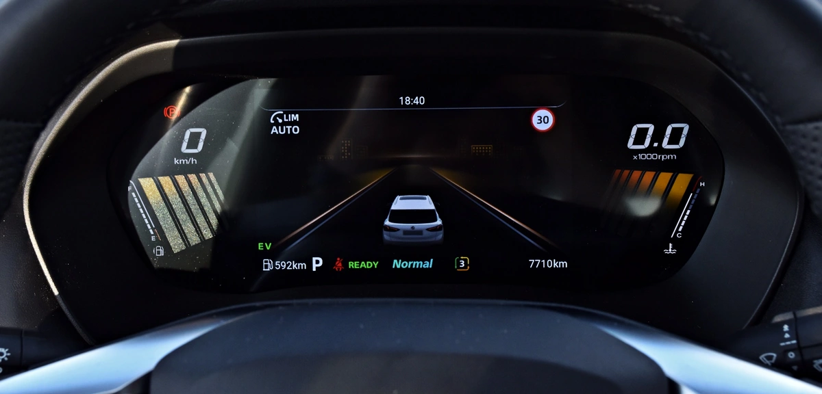 MG ZS Hybrid+ | Test, opinie | ChceAuto