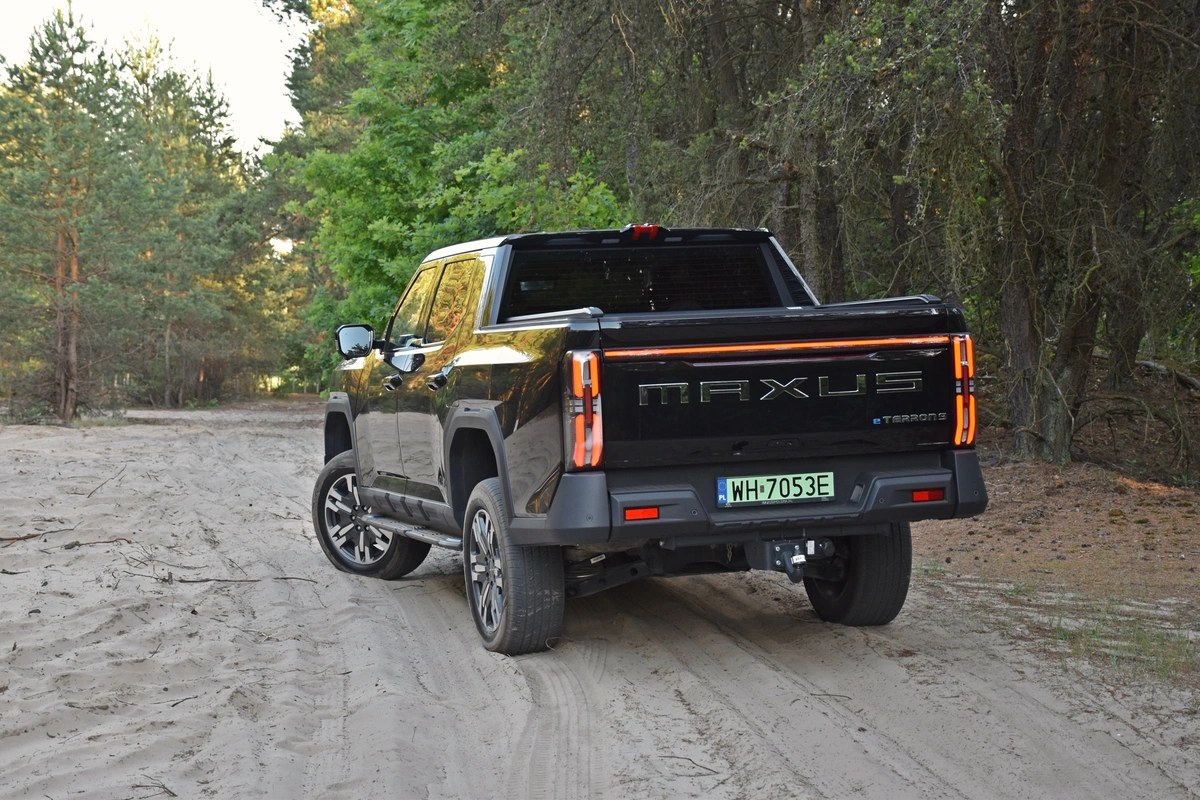 Maxus eTerron 9 | Najlepiej jeżdżący pick-up na rynku?