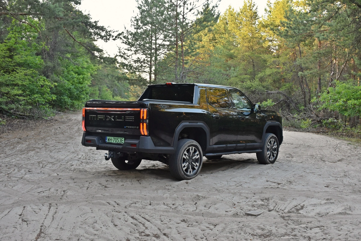 Maxus eTerron 9 | Najlepiej jeżdżący pick-up na rynku?