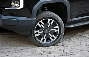 Maxus eTerron 9 | Najlepiej jeżdżący pick-up na rynku?