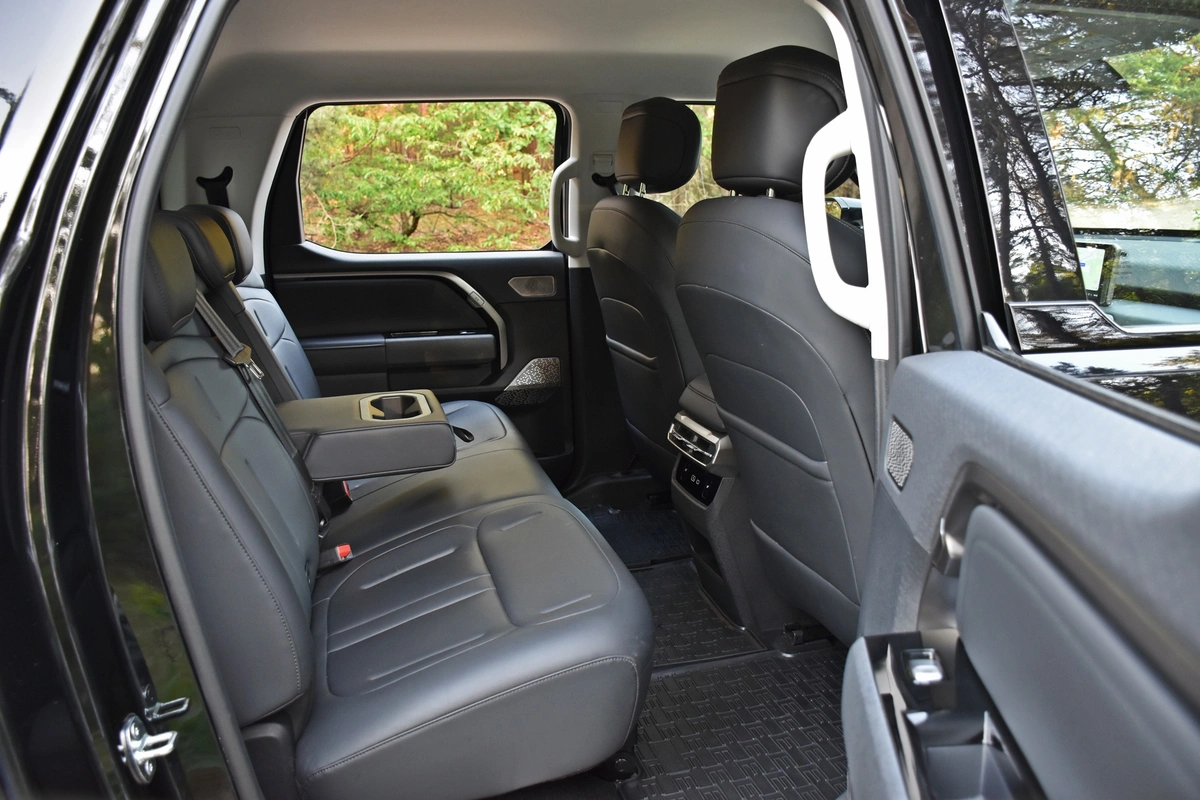 Maxus eTerron 9 | Najlepiej jeżdżący pick-up na rynku?