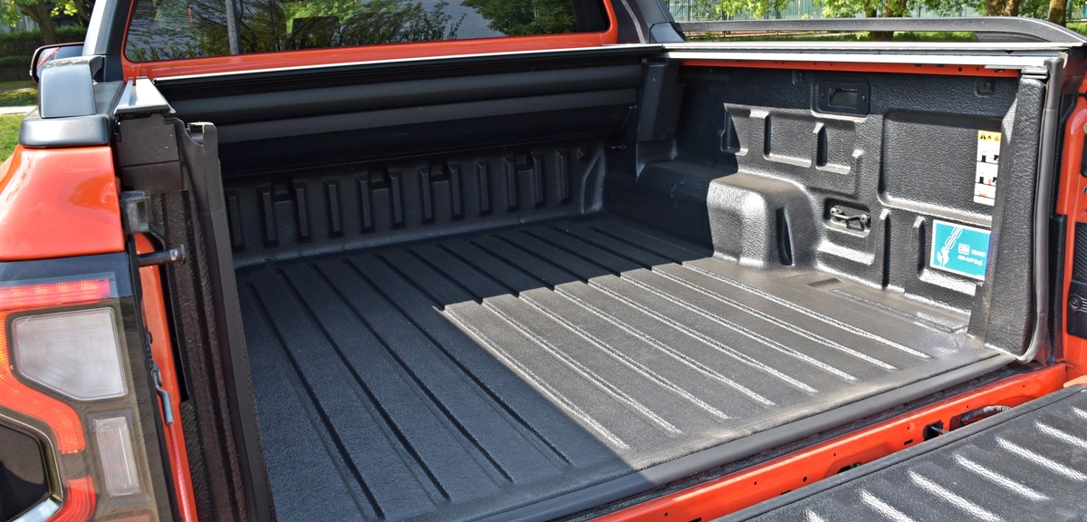 Ford Ranger Raptor 2026 | Test, opinie | ChceAuto