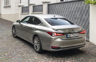 Lexus ES Final Edition. Ostatni moment na zakup