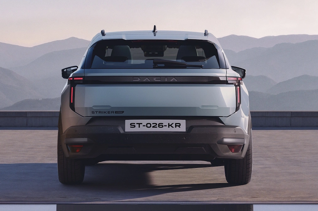 Dacia Striker oficjalnie