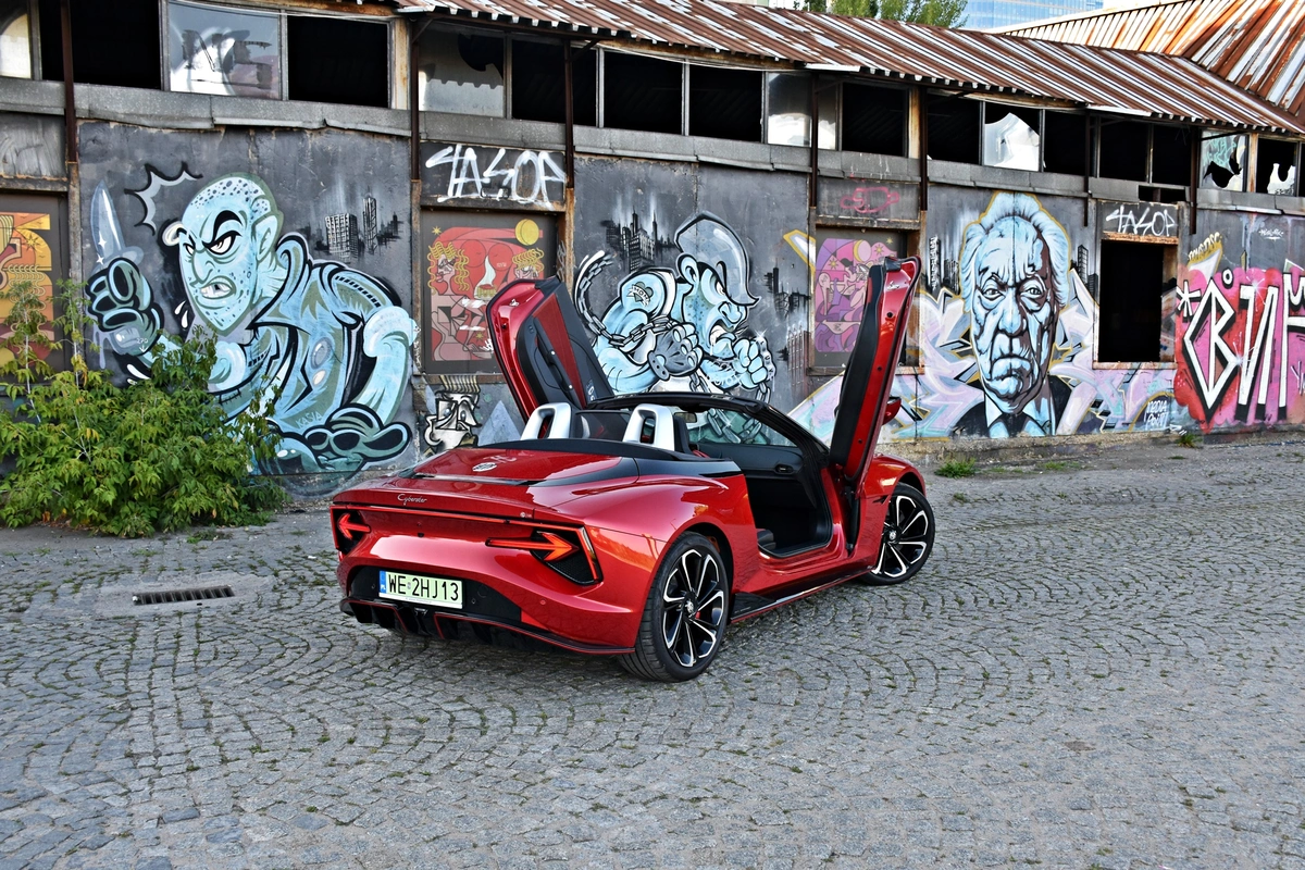 MG Cyberster | Ależ oni się popisują…