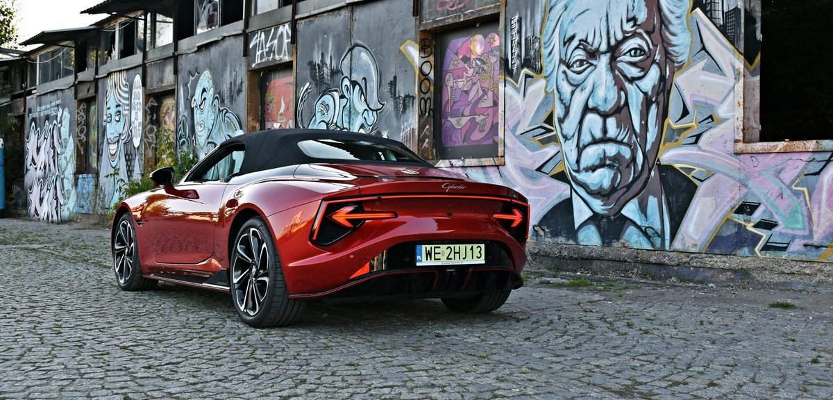 MG Cyberster | Test, opinie | ChceAuto